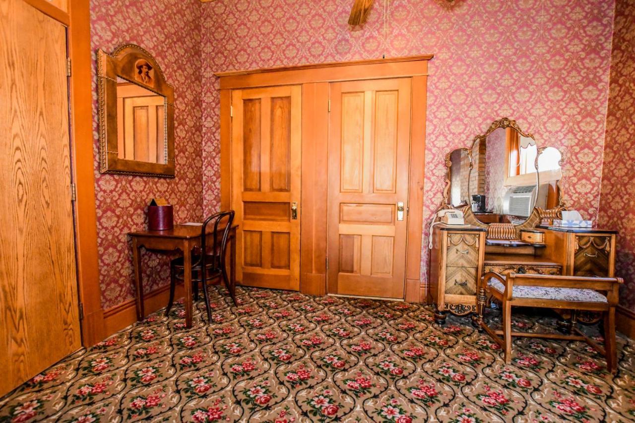 Irma Hotel Cody Dış mekan fotoğraf